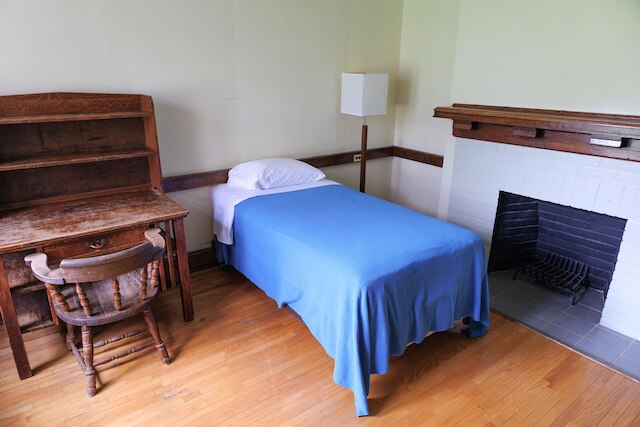 ノックス レジデンス ユニバーシティ オブ トロント