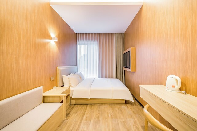 Dequan Hotel Guangqumen Branch