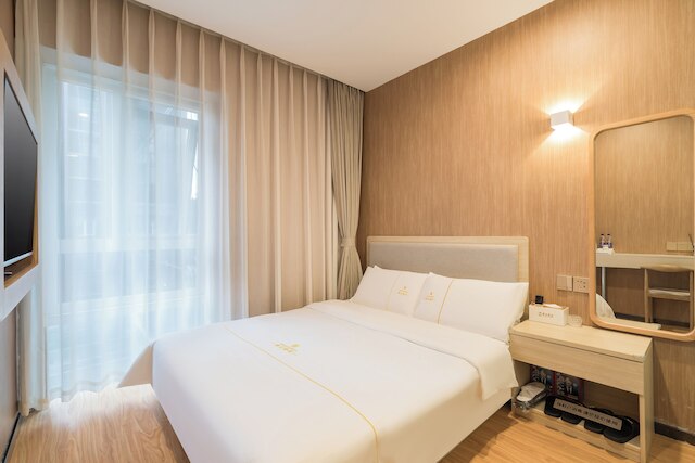 Dequan Hotel Guangqumen Branch