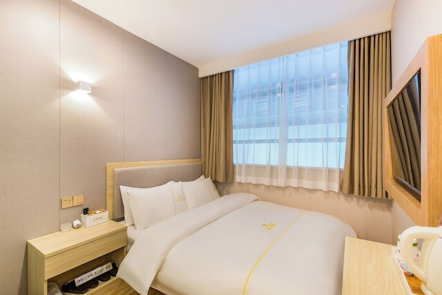 Dequan Hotel Guangqumen Branch