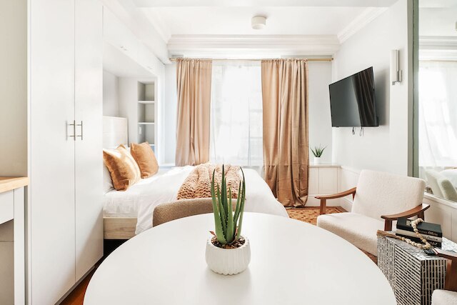 73-1509 ニュー スタジオ UWS ドアマン ジム