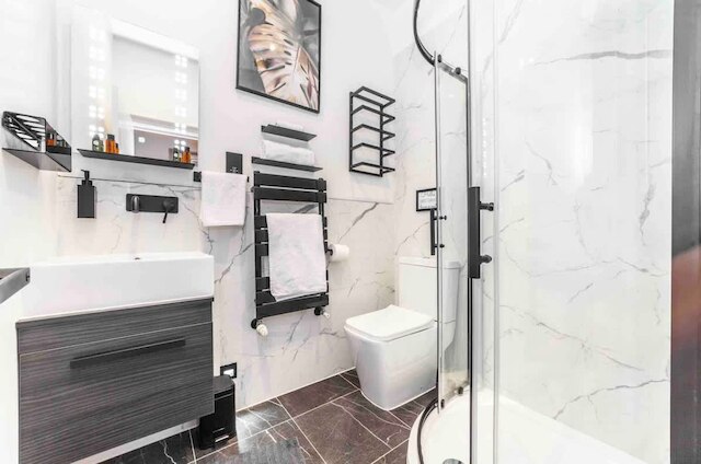 モダン アンド スペーシャス デュプレックス イン アールズ コート