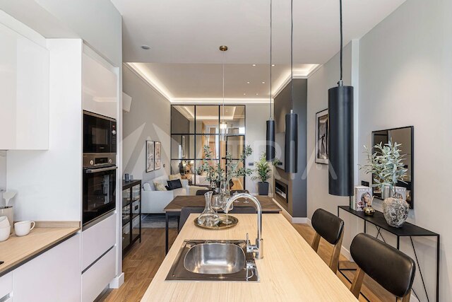 フラット 5 10m ウォーク トゥ ベルナベウ レアルマドリード スタジアム