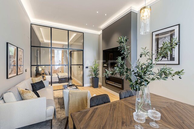 フラット 5 10m ウォーク トゥ ベルナベウ レアルマドリード スタジアム