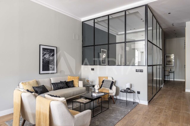 フラット 4 10m ウォーク トゥ ベルナベウ レアルマドリード スタジアム