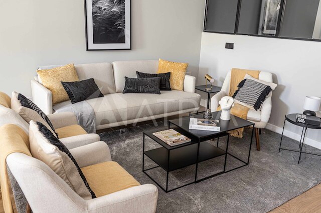 フラット 4 10m ウォーク トゥ ベルナベウ レアルマドリード スタジアム