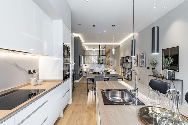 フラット 1 10m ウォーク トゥ ベルナベウ レアルマドリード スタジアム