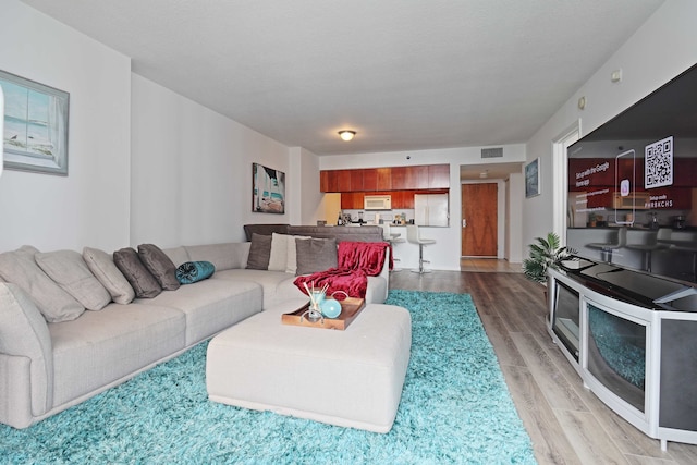 モダン 1BR アット ブリッケル ベイ クラブ バイ ワンラックスステイ