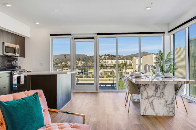 ラグジュアリー 2 ベッドルーム ハリウッドサインビュー バイ Oneluxstay