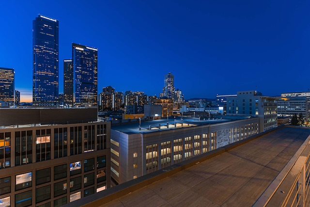 スタイリッシュ XL 2 ベッドルーム / 2 バスルーム アット HWH バイ Oneluxstay