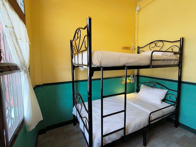 ダーリング ムーンシャイン ホステル サムヤン