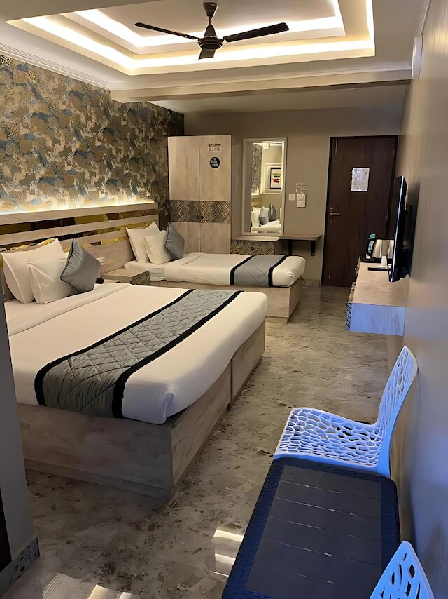 LG シグネチャー スイーツ カルヤン ナガル