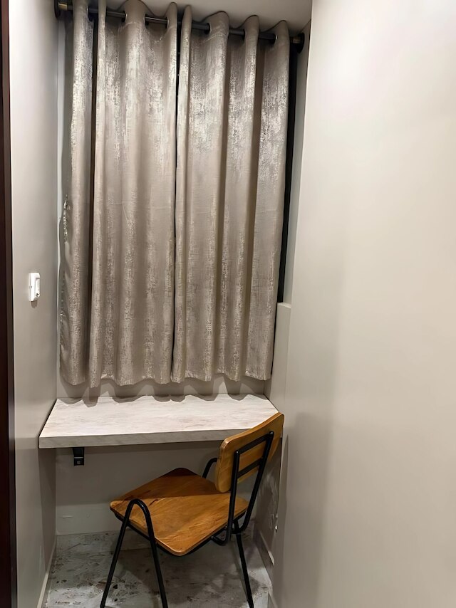 LG シグネチャー スイーツ カルヤン ナガル