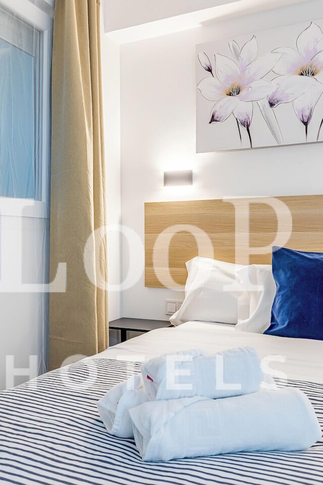 ループ アルカラ アダルツ オンリー