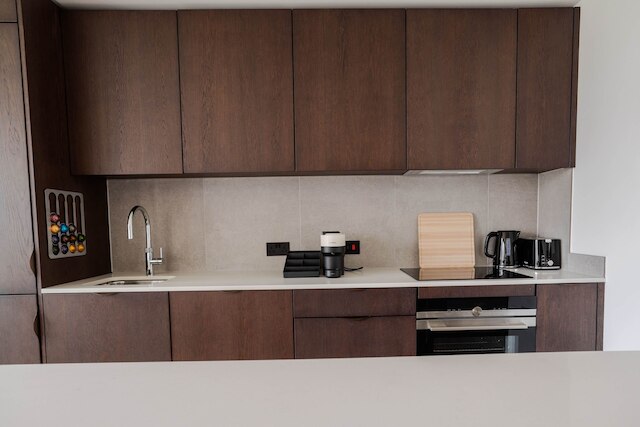 ミドリ スイート 2ベッドルーム シティ ビューズ