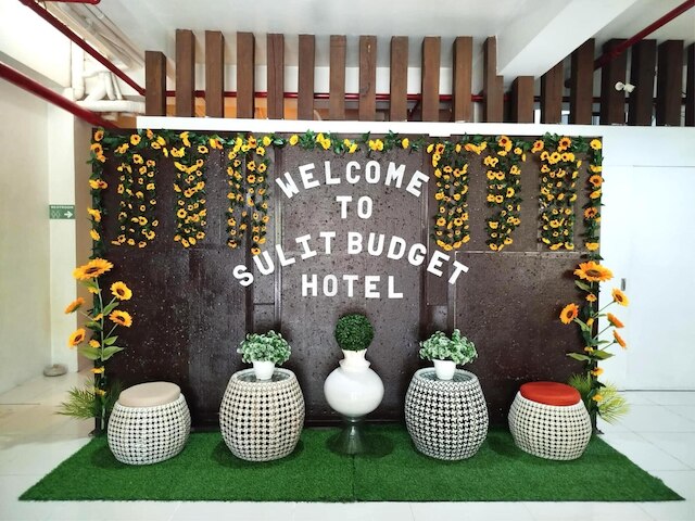 スリット バジェット ホテル