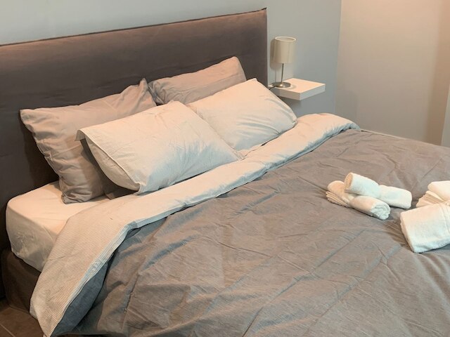 アカデミーズ モダン アパートメンツ バイ アテネズ アーバン リトリート