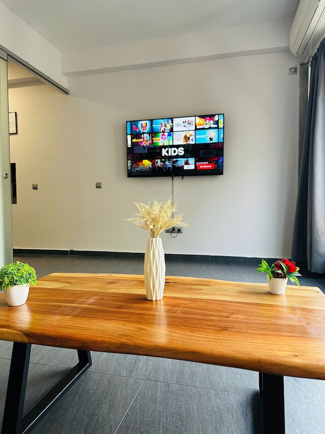 エルモウ ダウンタウン スイーツ バイ アテネズ アーバン リトリート