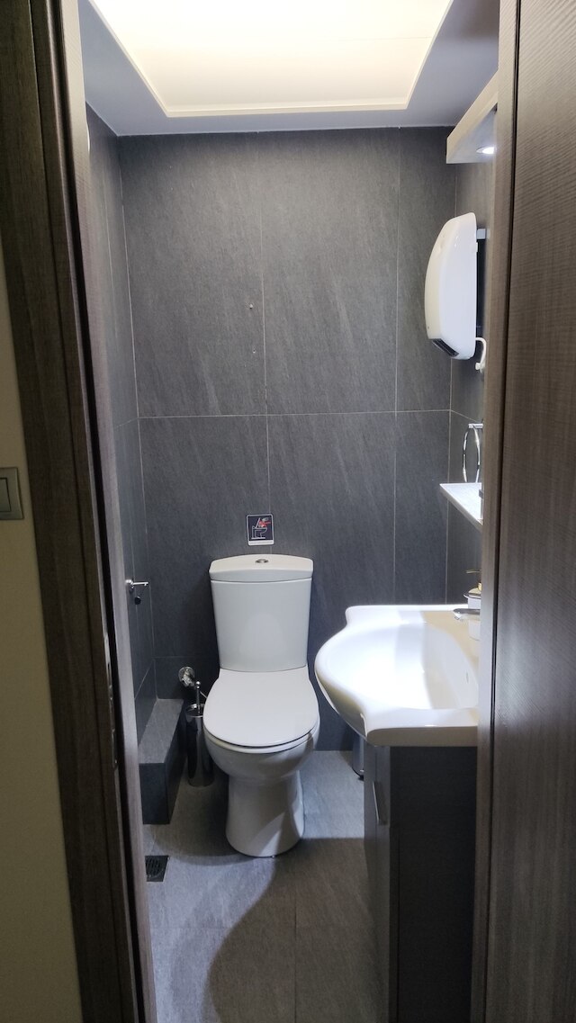 エルモウ ダウンタウン スイーツ バイ アテネズ アーバン リトリート