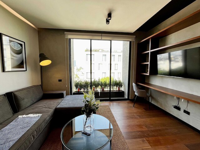 アメージング 2ベッドルーム ウィズ エレガント バルコニー イン ローマ ノルテ