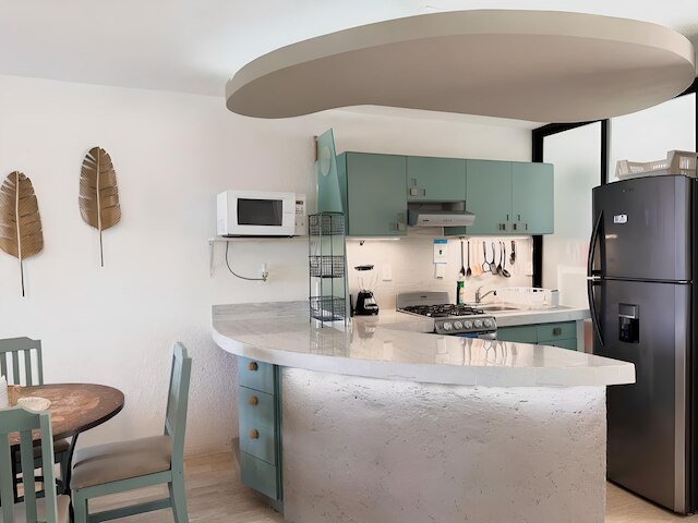 ビーチフロント アンド オーシャンビュー アパートメント