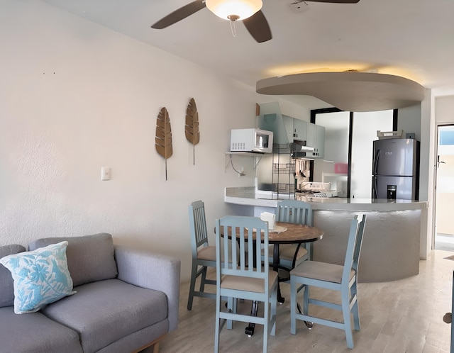 ビーチフロント アンド オーシャンビュー アパートメント