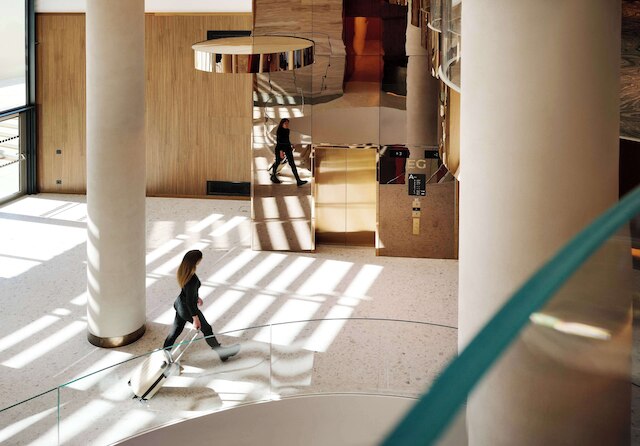 ア バイ アディナ ウィーン ドナウ