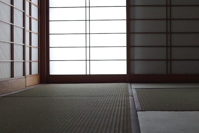 デコピンハウス