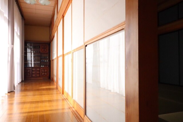 デコピンハウス