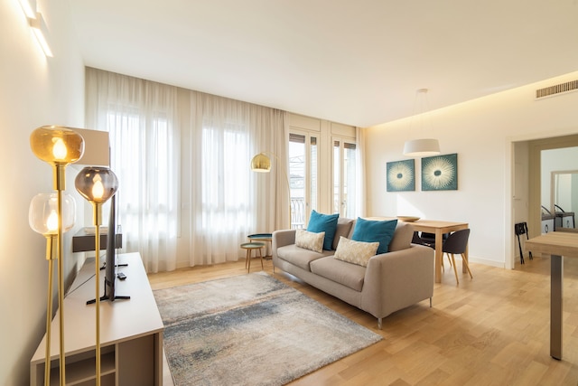 マンゾーニ44スイート