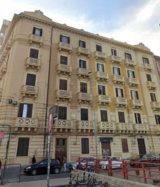 オーロラ センター シティ