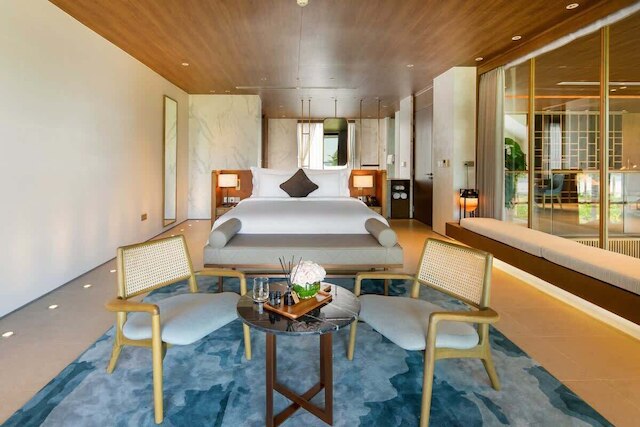 ファミリー パラダイス: ホエア メモリーズ ブルーム バイ ザ シー