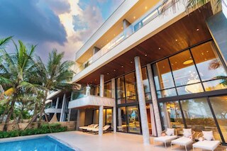 ゴルファーズ パラダイス: ヴィラ アット ワールドクラス コース エッジ