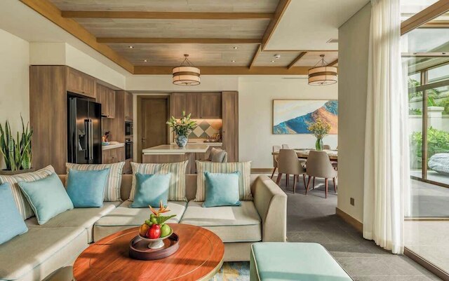 ラックス 5 スター ヴィラ プライベート プール リゾート アクセス