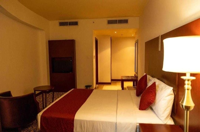 MRA グランド ホテル