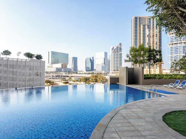 シルクハウス ブルージュ ビューズ