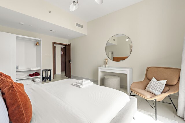 シルクハウス リフレクション タワー