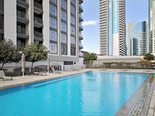 シルクハウス ザ ブリッジズ