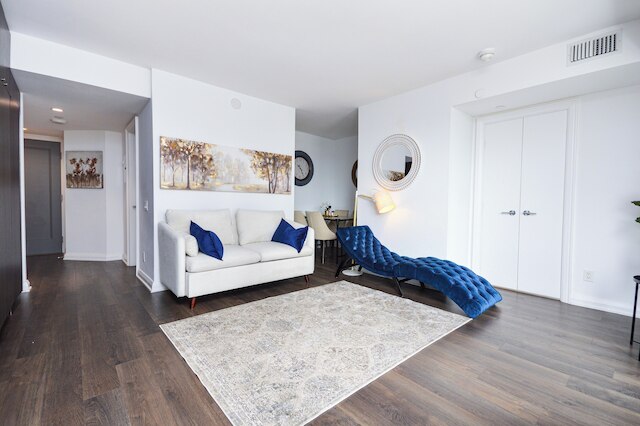 プレスティージ ヨークビル スイーツ