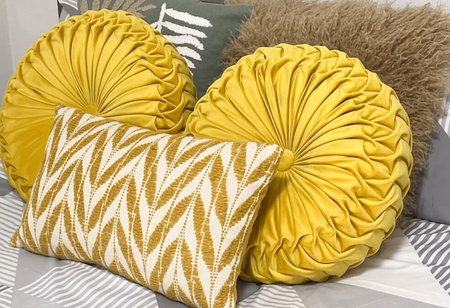 新宿駅まで電車で 6 分、最大 4 名