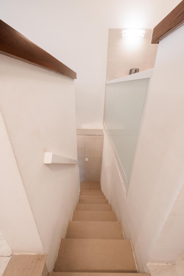 ミンティー - スイート 1ベッドルーム アパートメント