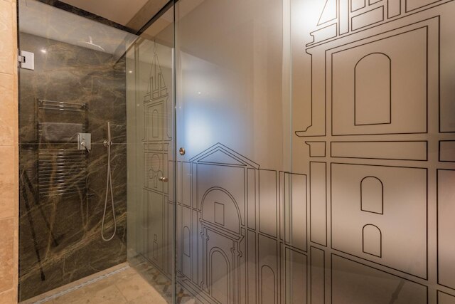 ブティック スタイル 1ベッドルーム アパートメント - スクエア シービュー