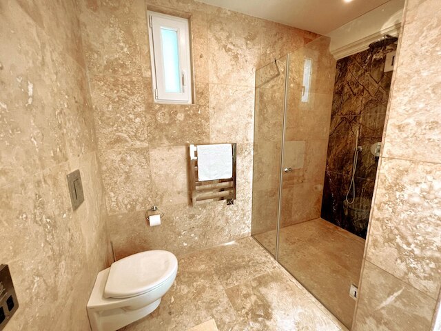 マルタスタイル 1ベッドルーム アパートメント ウィズ パティオ