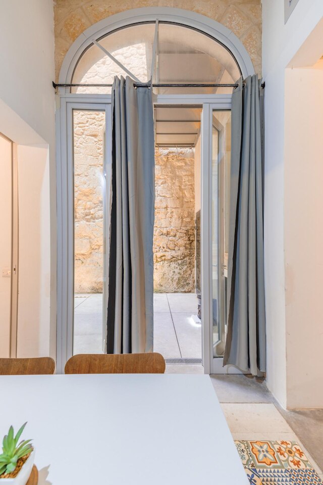 チャーミング 1ベッドルーム アパートメント - センター オブ バレッタ