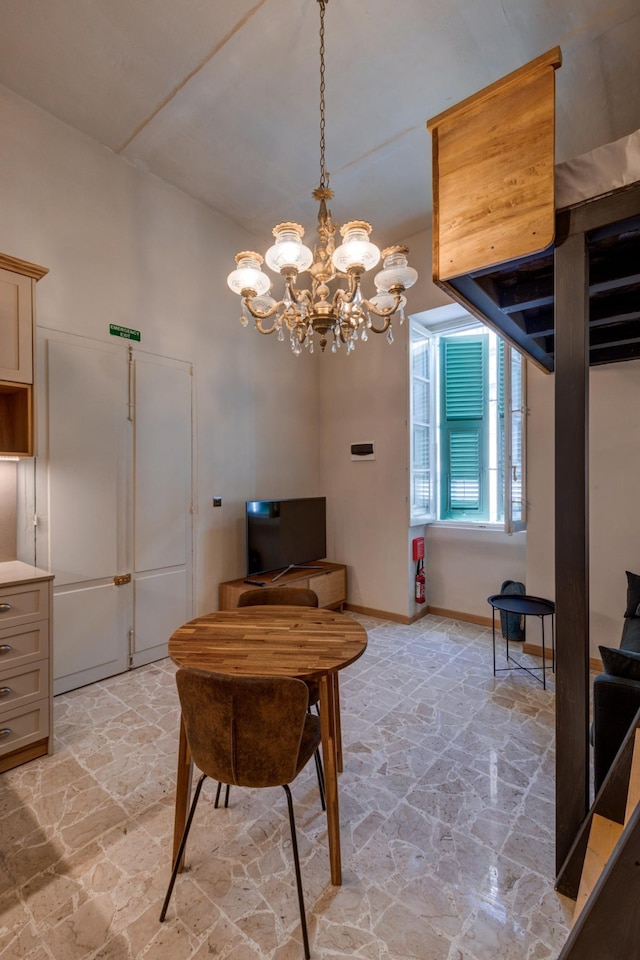 モダン ラグジュアリー 1ベッドルーム アパートメント