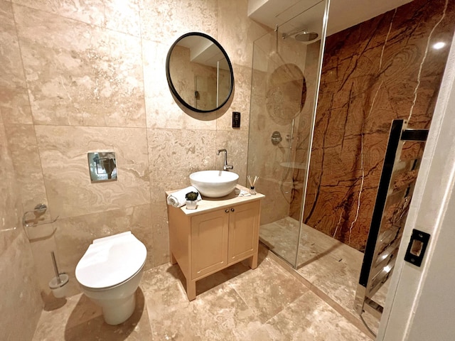 ローカル ジェム スペーシャス 2ベッドルーム 2バスルーム デュプレックス アパートメント