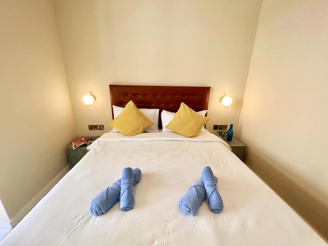 ローカル ジェム スペーシャス 2ベッドルーム 2バスルーム デュプレックス アパートメント