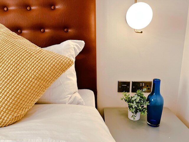 ローカル ジェム スペーシャス 2ベッドルーム 2バスルーム デュプレックス アパートメント