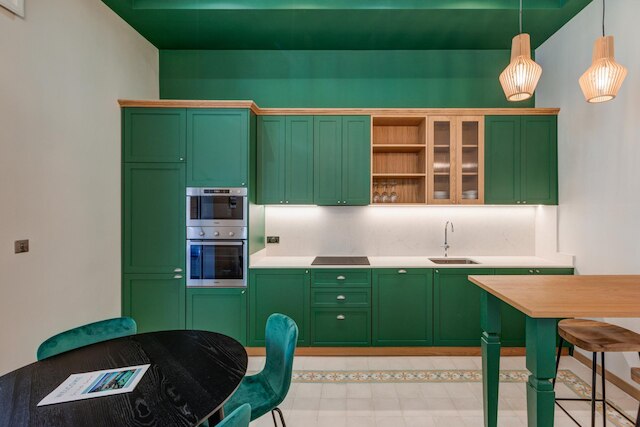 スペーシャス アパートメント ウィズ パティオ アンド ワークスペース