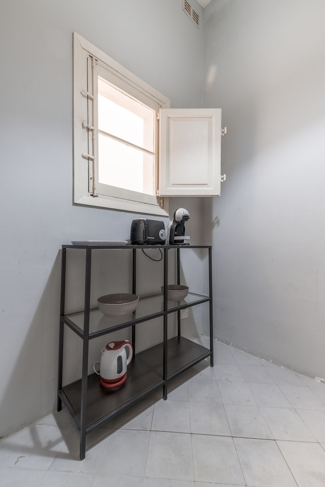 チャーミング スペーシャス 3 ベッドルーム アパートメント